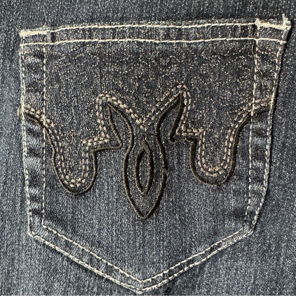 COS Women’s Straight Jeans with Metallic Embroidered Pockets - Picture 8 of 11